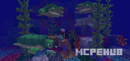 Игрок с трезубцем, окружённый такими морскими животными, как черепахи и дельфины