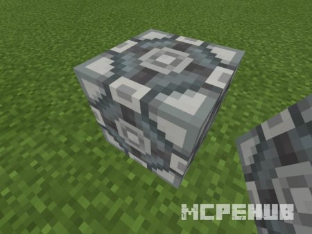 Игрок установил командный блок на земле