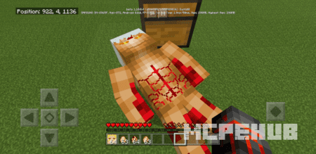 Титан Эмира, способный превращаться в человеческую форму, лежит на земле