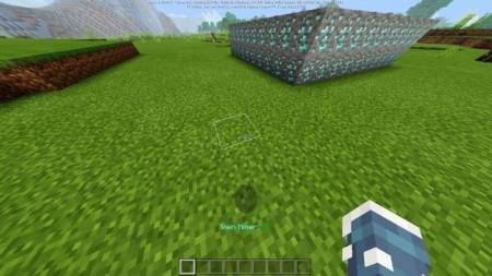 Множество блоков алмазной руды перед игроком на равнине