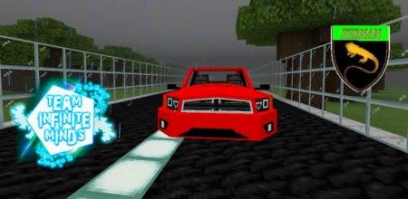 Красный Додж Чарджер едет по трассе