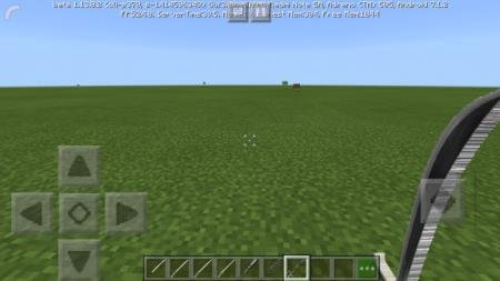 Меч Ёру из Ван Пис в руке игрока