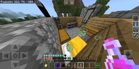 Игрок с бутылём странного предмета