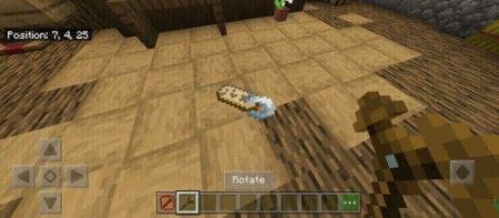 Бирка на полу, которую игрок может перевернуть палочкой направления