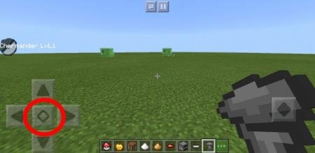 Игрок с наковальней в руках