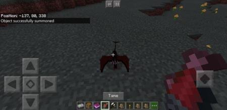 Игрок успешно приручил маленькую виверну