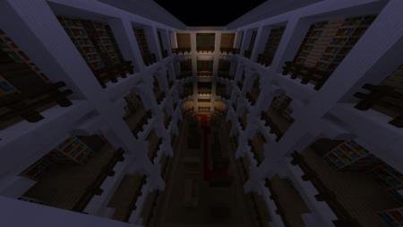 Огромное помещение с множеством колонн