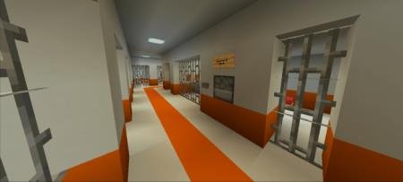 Коридор с тюремными камерами для заключённых