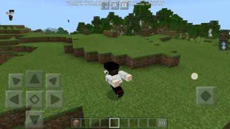 Игрок бежит по равнине в стиле аниме Наруто