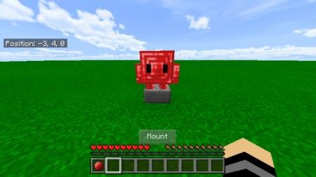 Игрок после приручения рубинового блоклинга, способный оседлать его