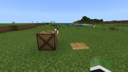 Ящик с разделочной доской и сама разделочная доска