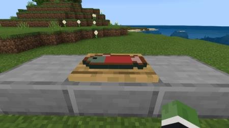 Рыба на разделочной доске