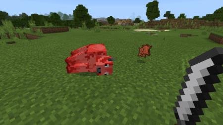 Игрок разделал тело коровы и получил кожу