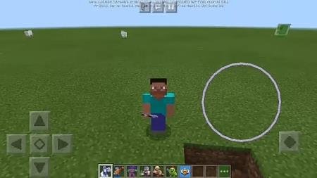 Игрок выбирает доступных персонажей из Brawl Stars