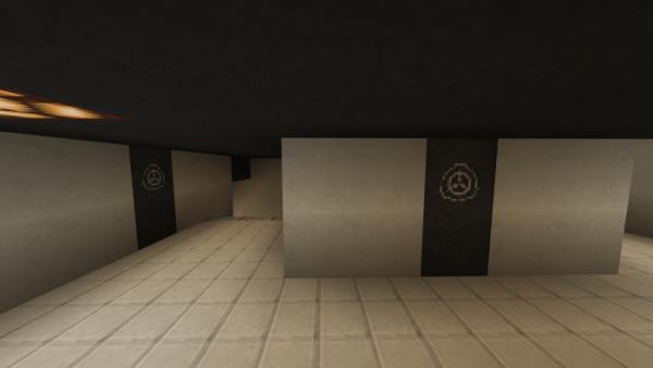 Одно из помещений зоны SCP со значками на дверях