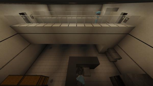 Игрок идёт по надзорному преходу