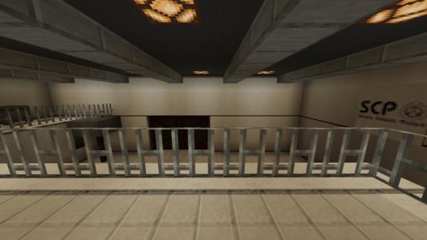 Игрок стоит на базе зоны SCP