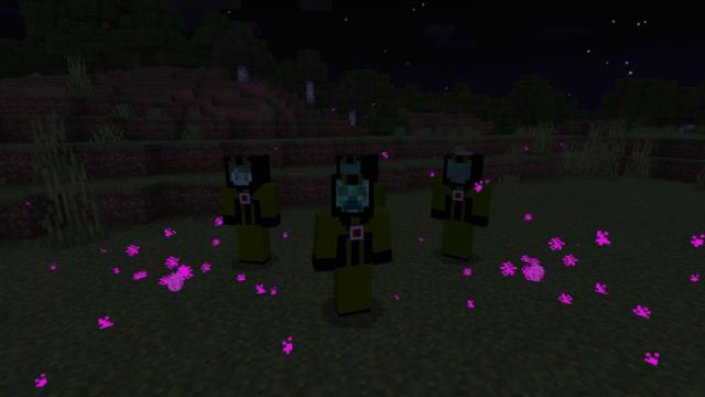 Три игрока в костюмах