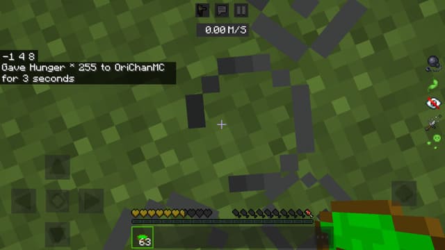 Ядовитый суп в руке игрока