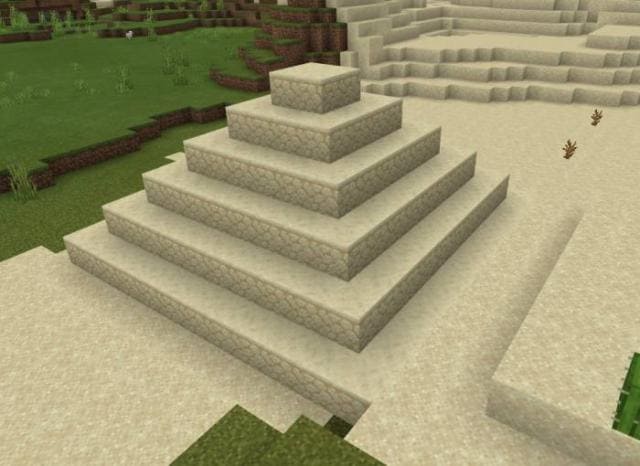 Маленькая пирамида