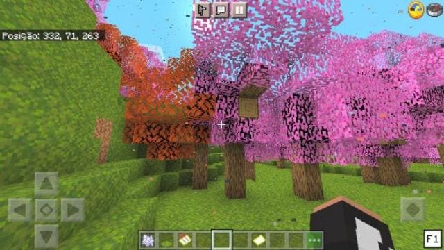 Яркие деревья