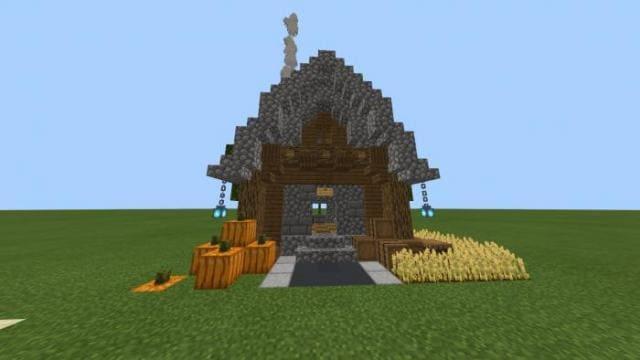 Деревянный домик сбоку