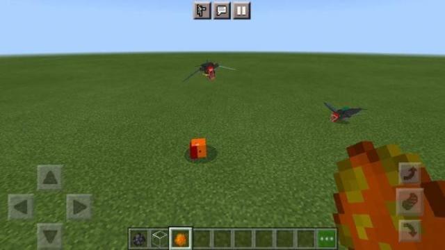 Флиши атакуют золотую рыбу