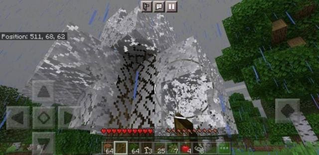 Шелкопряд на деревьях