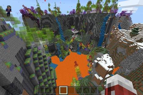 Озеро лавы посреди гор