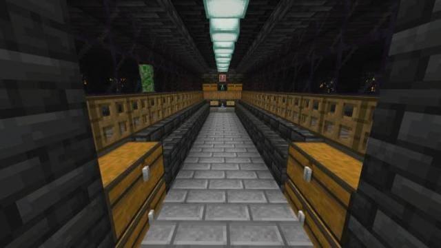 Хранилище с сундуками в подвале