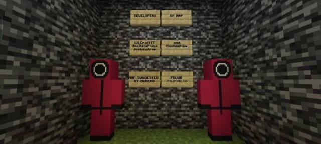 Таблички и два костюма