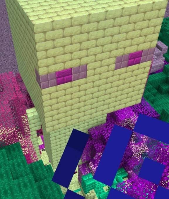 Огромная статуя Эндермена