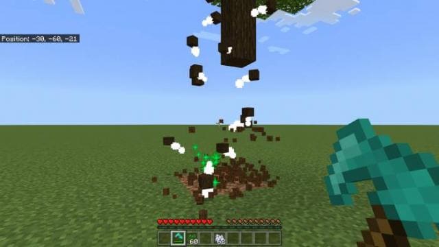 Разрушение широкого дерева большим топором