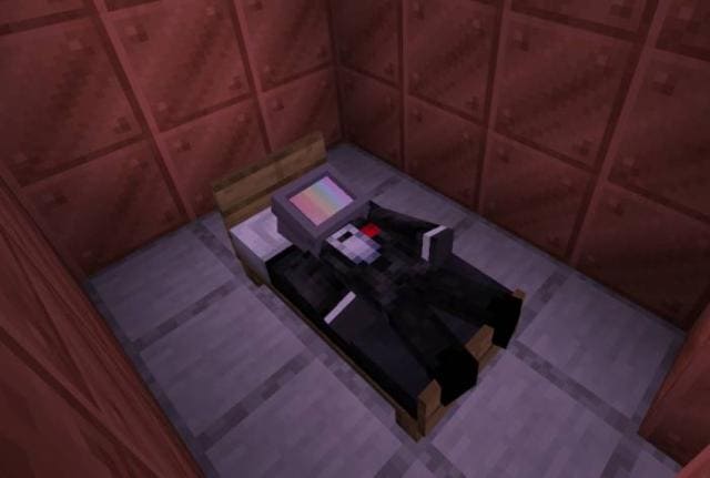 Игрок на кровати