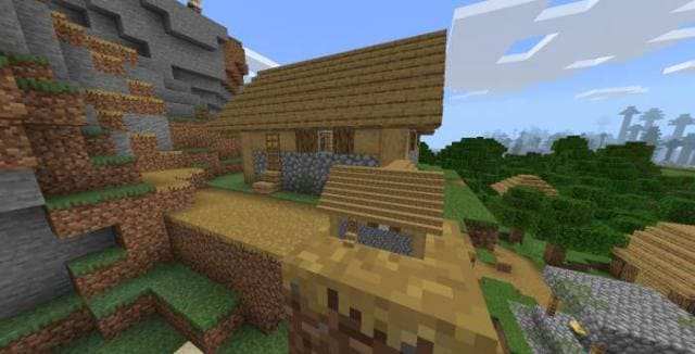 Большой и маленький деревенский дом