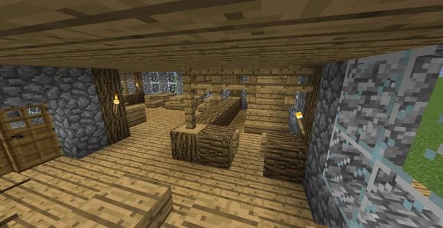 Вид на домик-таверну внутри