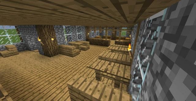 Вид на домик-таверну внутри 2