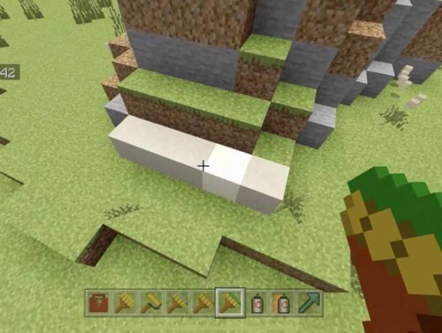 Кисть для превращения песка в траву