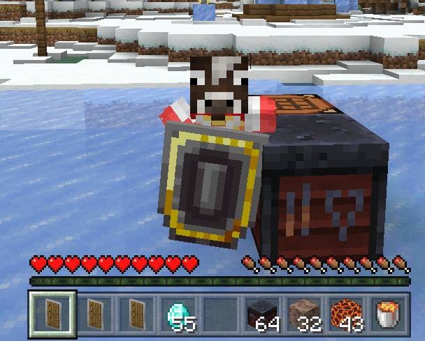 Незеритовый классический щит в руке