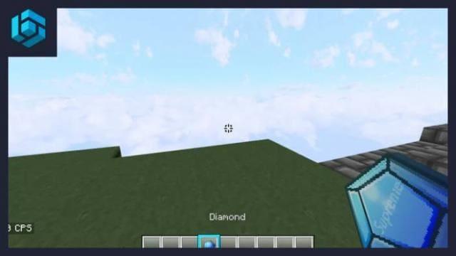 Игрок с алмазом в руке