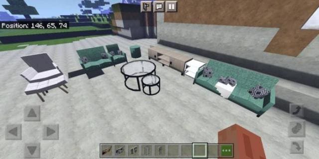 Стулья и диваны в игре