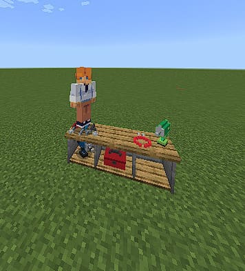 Игрок на верстаке