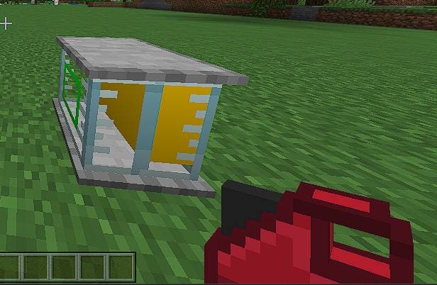 Заливка бензина в канистру