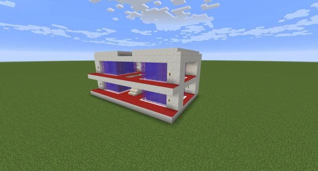 Белые ворота вид сзади