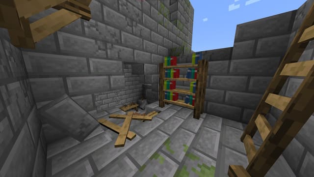 Деревянная полка в каменном доме