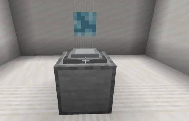 Голограмма светящегося камня