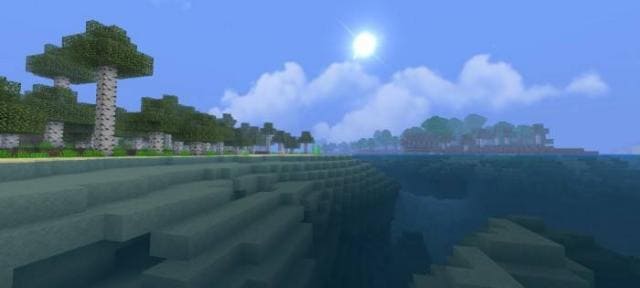 Озеро у березового леса