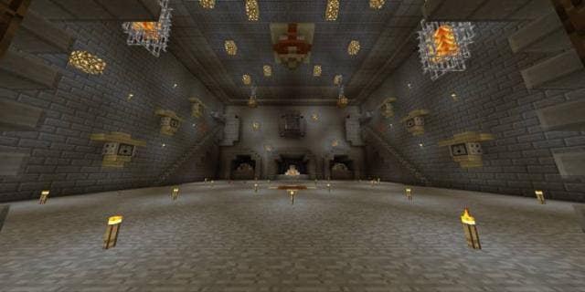 Большая комната с факелами из лавы