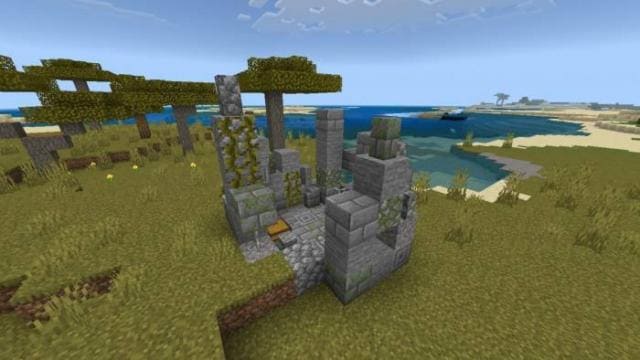 Небольшие заброшенные развалины