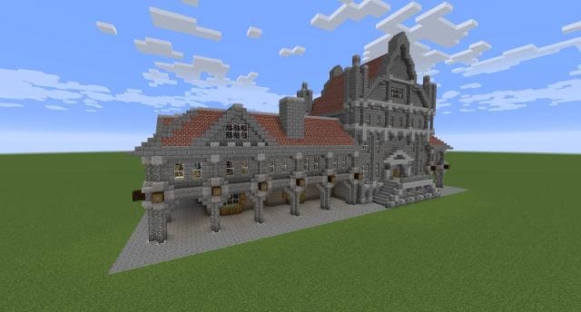 Старинная база вид спереди